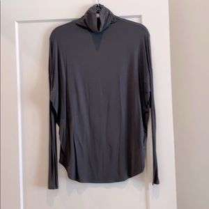 Grey Vince. Turtleneck oversized SUPER SOFT NEW